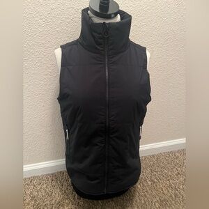 Vuori Women's Midnight Black Vest